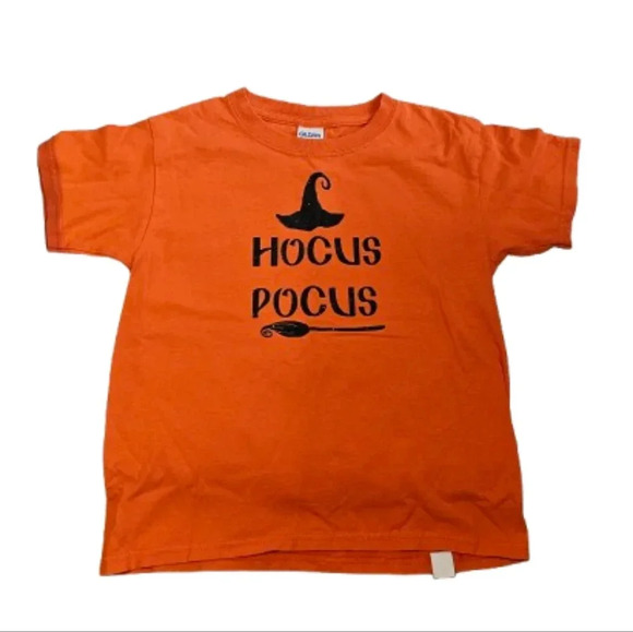 Gildan Hocus Pocus Shirt - Picture 1 of 4